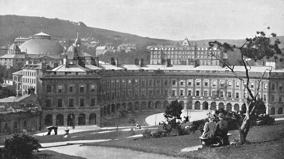 Old photo of hotel