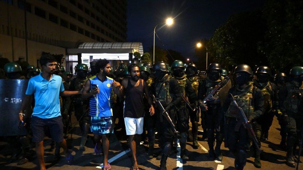 스리랑카: 군대가