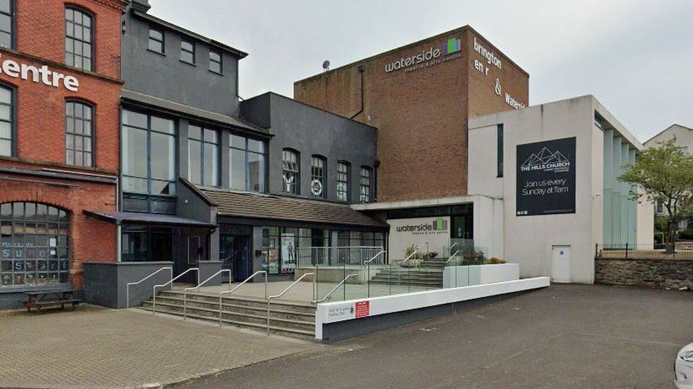 Theatre investigate indecent image shown at Super Mario Bros screening BBC News