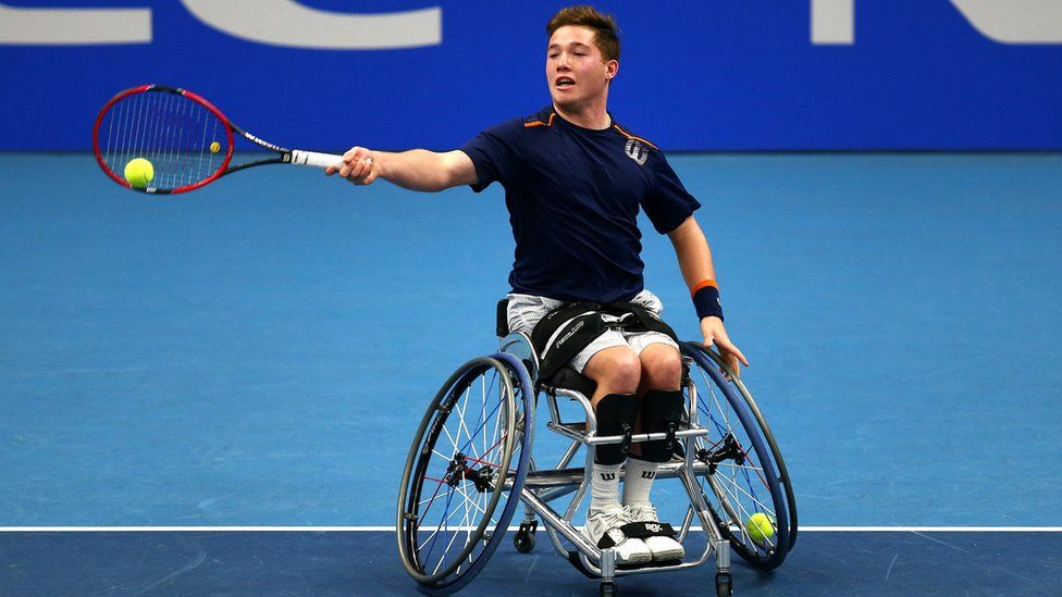 Alfie Hewett playing at the 2016 Wheelchair Tennis Masters