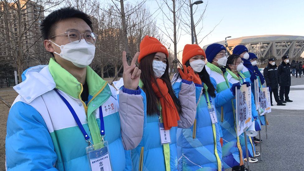 Beijing 2022: Life inside the Winter Olympics bubble - BBC News