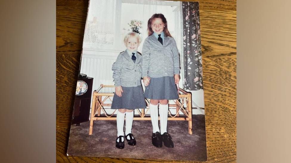 Lowri and her sister Rhiannon as children