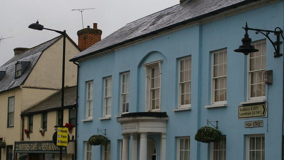 Street lights in Hadleigh