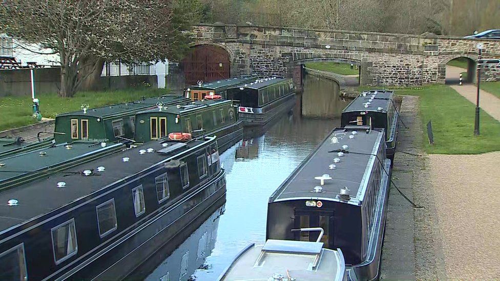 Canal boats on the border