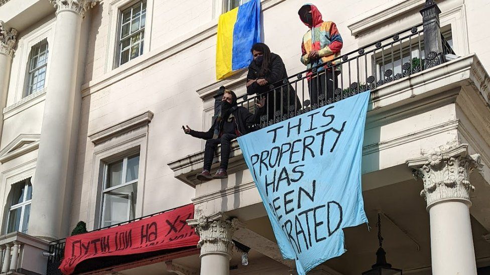 Protesters occupy a mansion in Belgravia