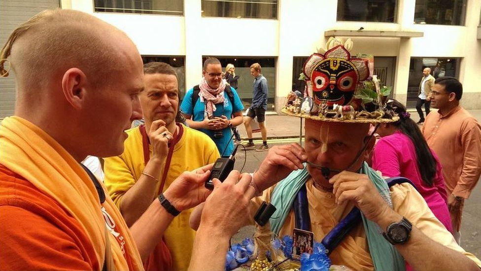 Hare Krishna devotees hand out cupcakes on 50th birthday - BBC News