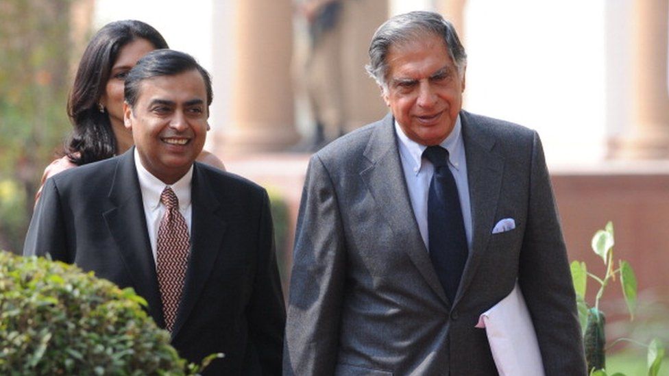 Indian industrialists Mukesh Ambani (L) and Ratan Tata (R) arrive to attend a joint press conference by US President Barack Obama and India Prime Minister Manmohan Singh at Hyderabad House in New Delhi on November 2010