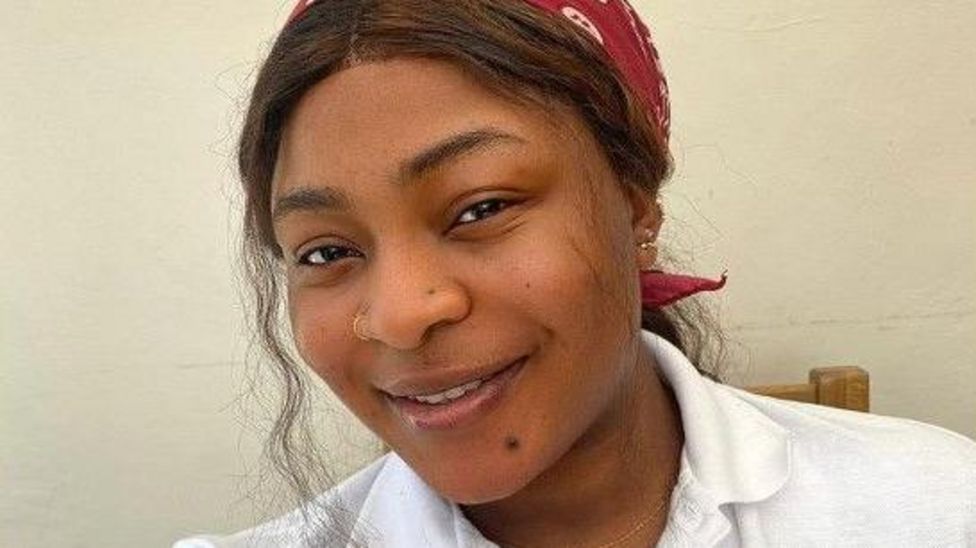 Oxford Brookes Nursing Student Wins National MESH Honour BBC News oxford-brookes-nursing-student-wins-national-mesh-honour-bbc-news
