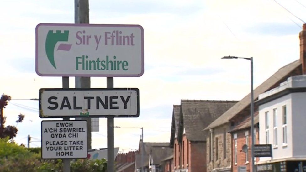 Sign welcoming people to Saltney and Flintshire