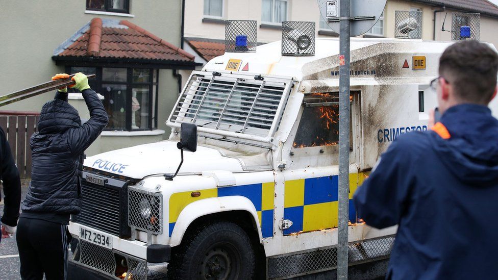 youths attack van