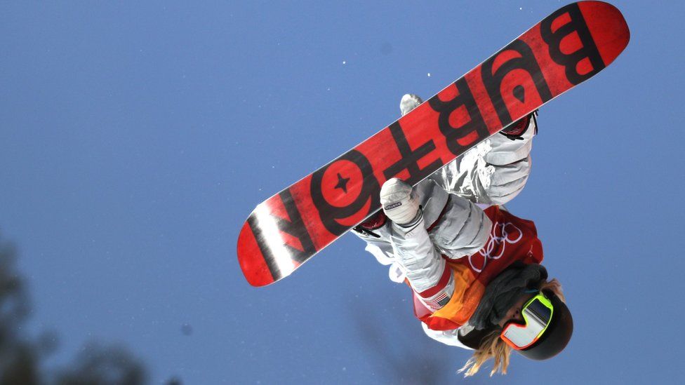 Chloe Kim in action during the Women's Snowboard Halfpipe final in Pyeongchang