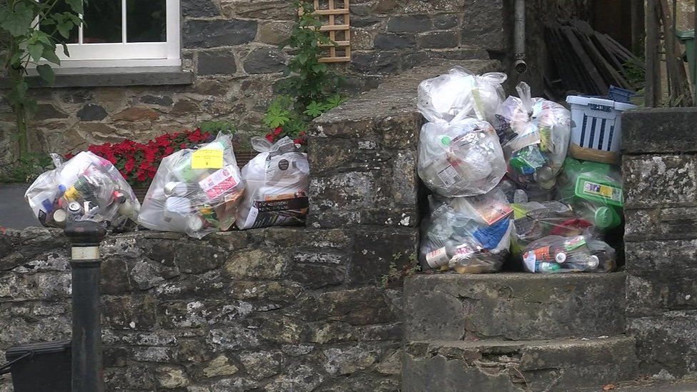 Working From Home Blamed For Leeds Bin Collection Cost Rise c News