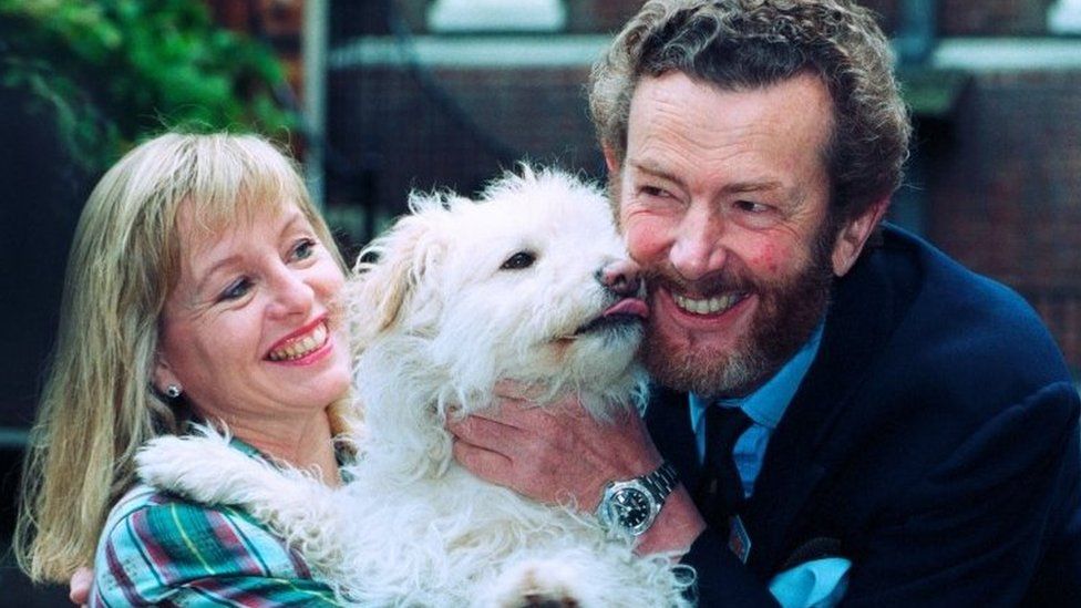 David Cobham and his wife Liza Goddard in 1993