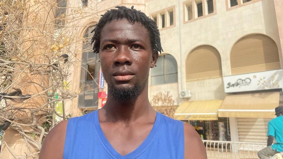 Мохаммед – молодой мигрант, мечтающий стать баскетболистом