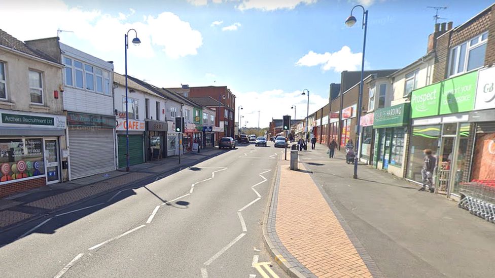 Swindon crash Car hits building after failing to stop for police BBC