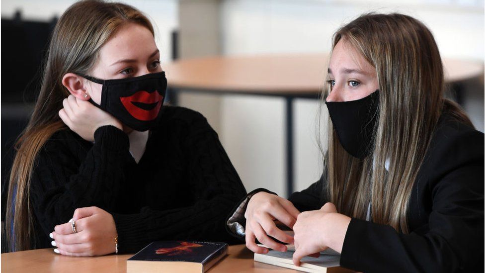 School pupils wearing masks in Scotland