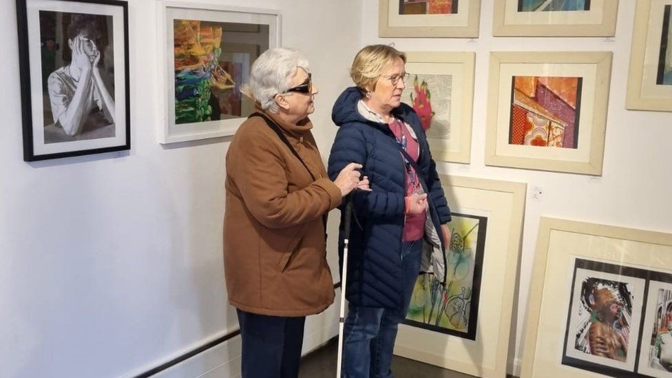 Linda and Sarah in a gallery