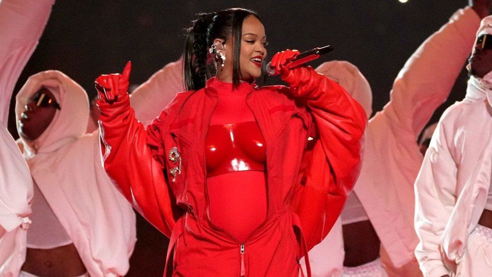 At the Oscars, Rihanna will perform Lift Me Up