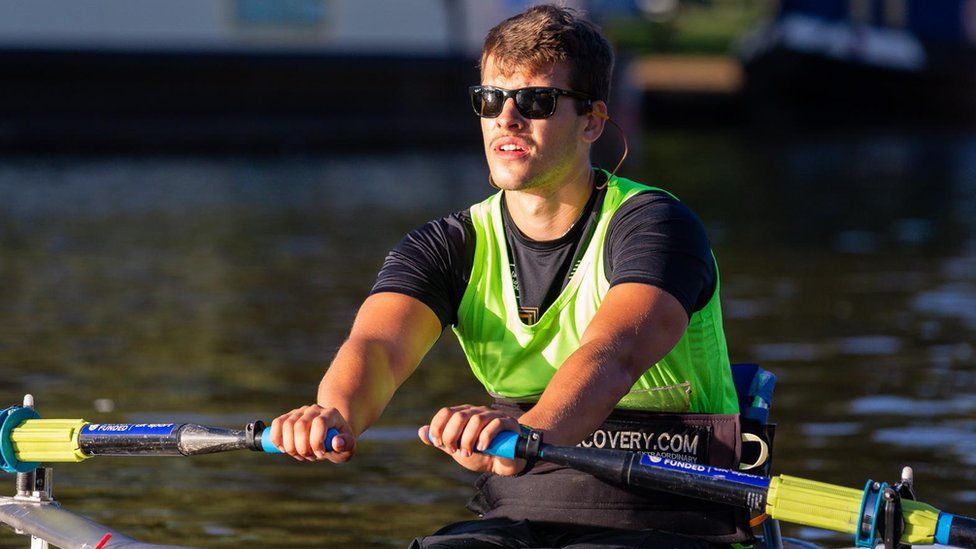Xander Van Der Poll rowing