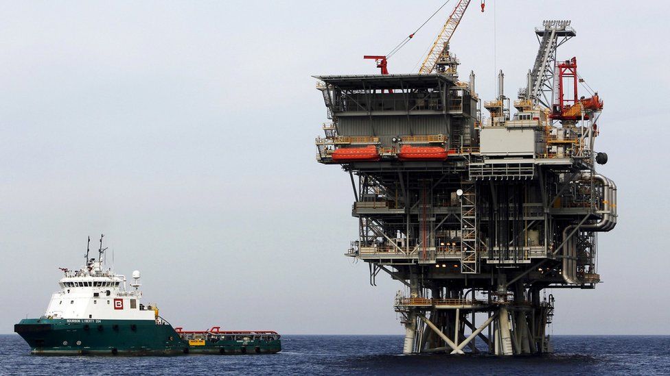An Israeli gas platform in the Mediterranean Sea west of Israel's port city of Ashdod in February 2013