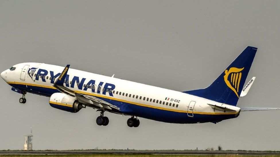 Ryanair plane