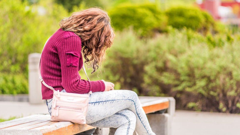 Dolor agudo en el medio de la cabeza Dolor agudo en el medio de la cabeza