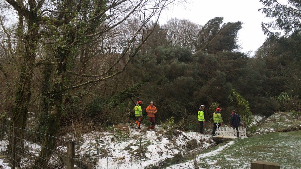 Engineers are working to restore power south of Waunfawr, Gwynedd