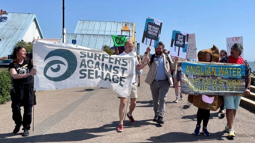 Southend Against Sewage in Southend, Essex