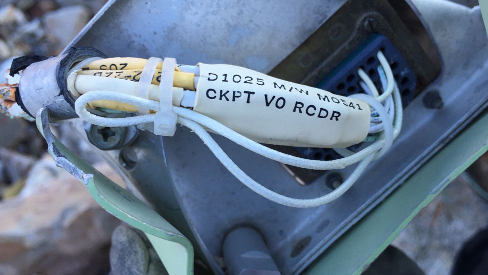 Wires labelled 'cockpit voice recorder' suggested the team were on the right track