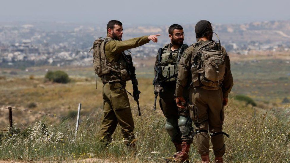 israeli troops near gaza border