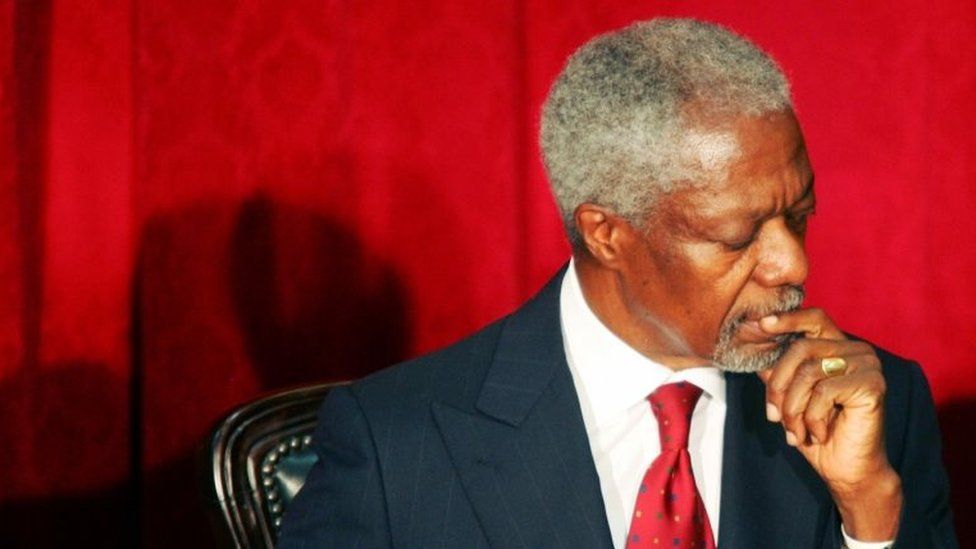 Former UN Chief Kofi Annan (C) participates in the first formal dialogue in Nairobi since the widely-contested 27 December election in January 2008