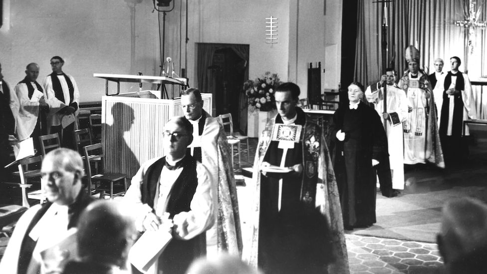 Footage of the 1958 service