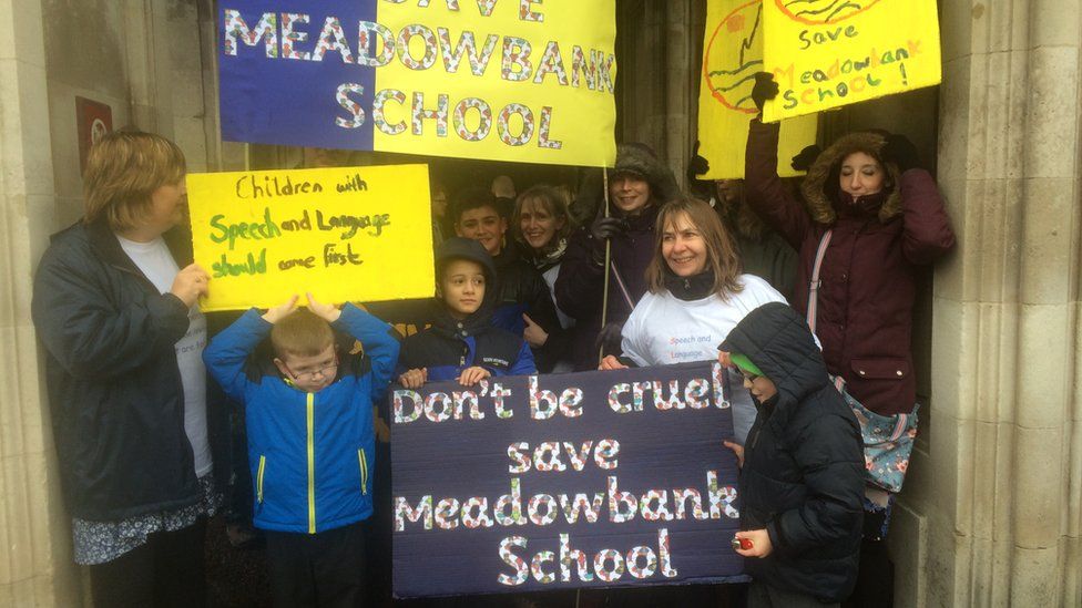Bid to save Cardiff's Meadowbank School from closure - BBC News