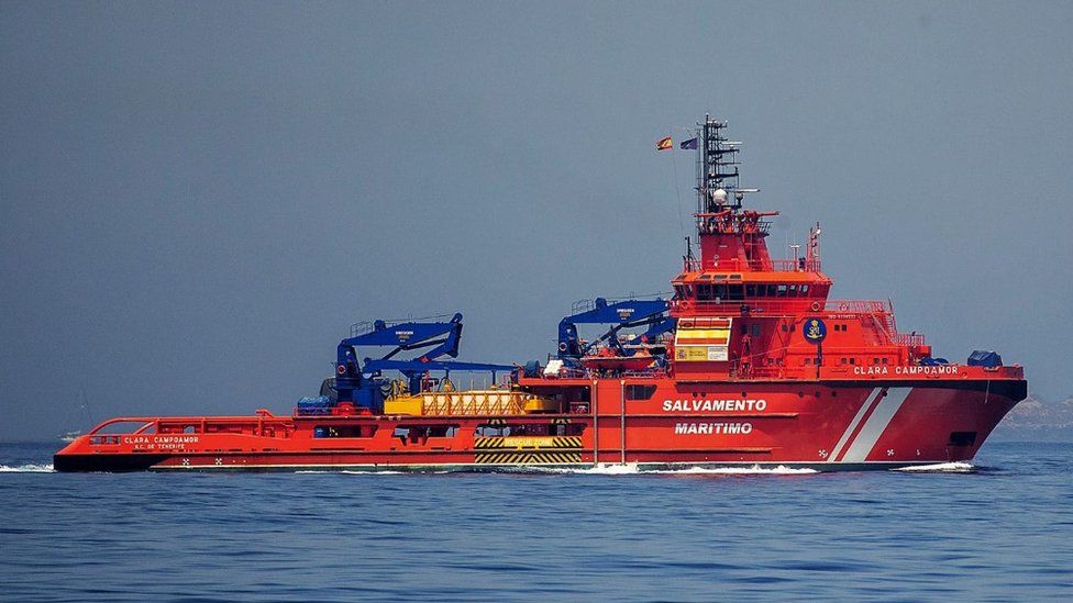 Испанское морское спасательное судно - файл pic