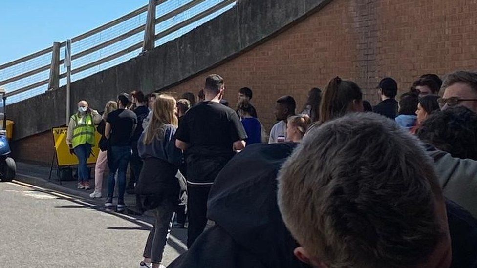 Queues outside Bournemouth International Centre