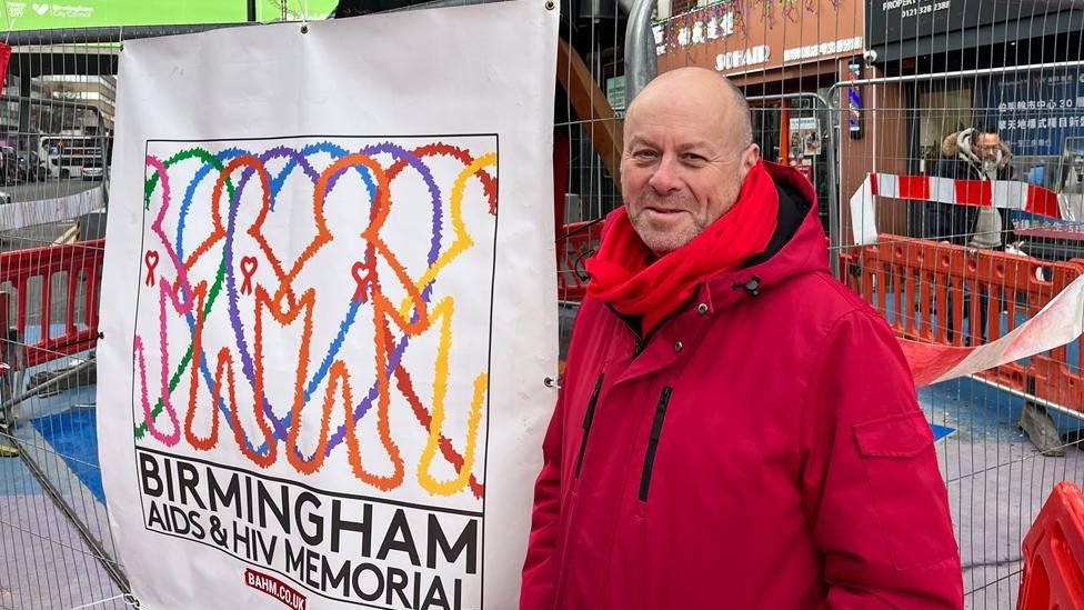 World Aids Day: Memorial sculpture unveiled in Birmingham - BBC News