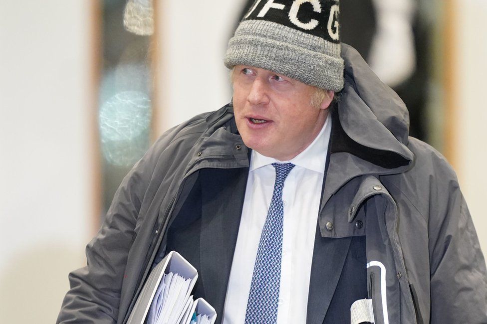 Messages show that Ms Sturgeon described former prime minister Boris Johnson as a "clown"
