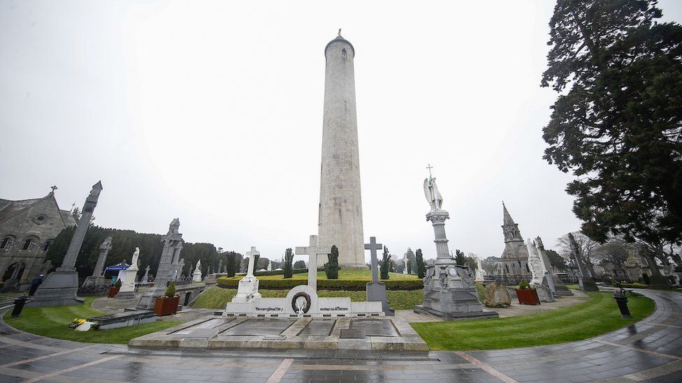 O'Connell Tower in Glasnevin Cemetery