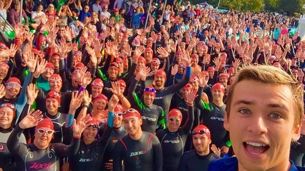 Swimmers Race Down The Serpentine In Mass Open Water Event Bbc News