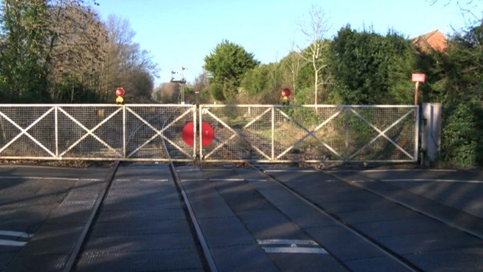 Waterside rail line