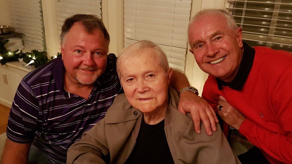 Keith Barrett with cousin Mark & uncle Lester