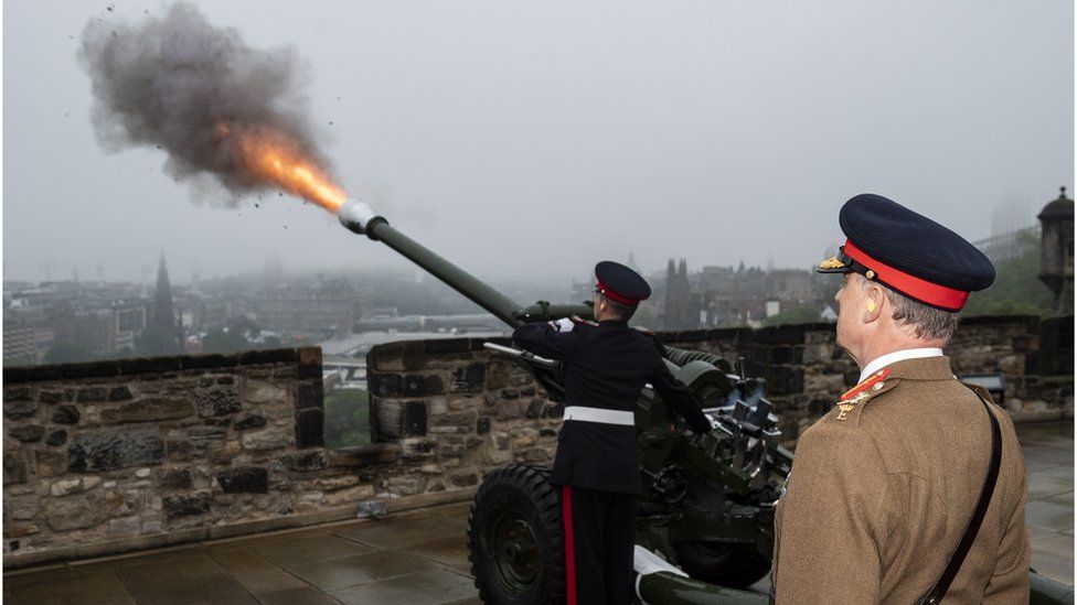 New Edinburgh Castle Governor Is Robert The Bruce Descendant c News