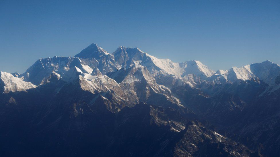 Mount Everest and other peaks of the Himalayan range