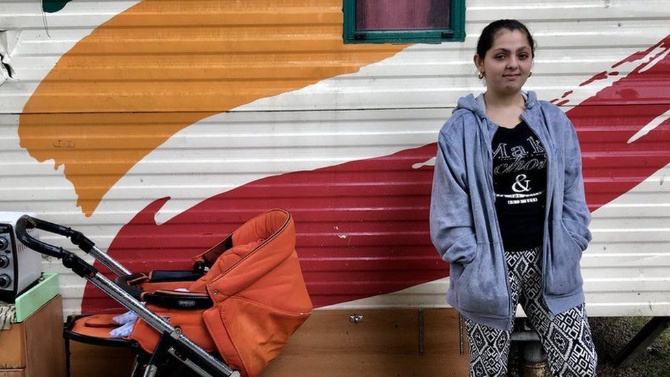 Sibelgiana, 16 years old, belongs to the Roma community