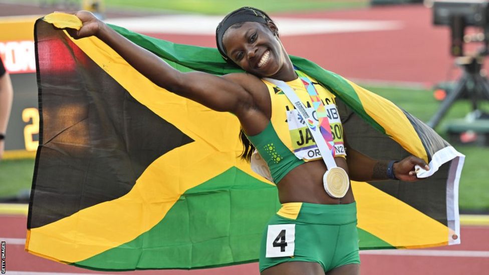 Shericka Jackson sets year's best time as Sha'Carri Richardson reaches ...