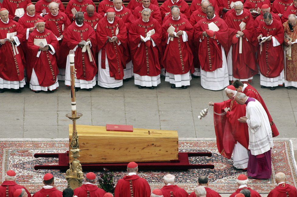 Похороны Папы Иоанна Павла II