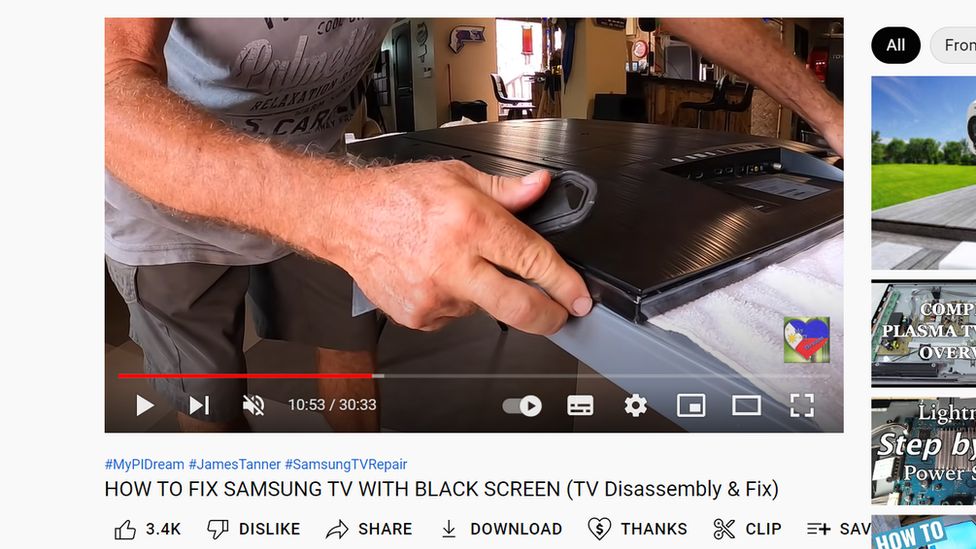 Кадр из видео по ремонту телевизора на YouTube
