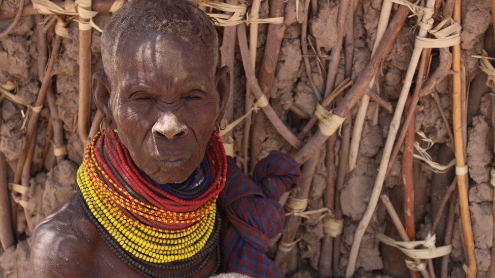 Mama Lakunyiko Emankor mwenye umri wa miaka 60 ni mkaazi wa kijiji cha Lotukumo katika eneo la Turkana ambalo linakabiliwa na njaa.