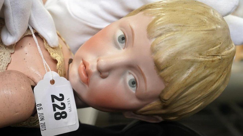 Kammer & Reinhardt doll sells for £53,000