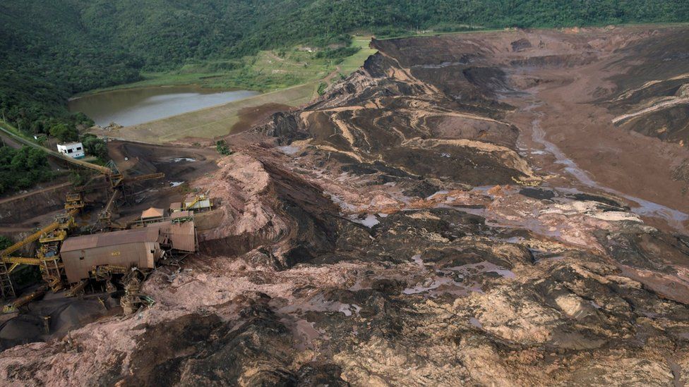 General view from above of the Brumadinho dam